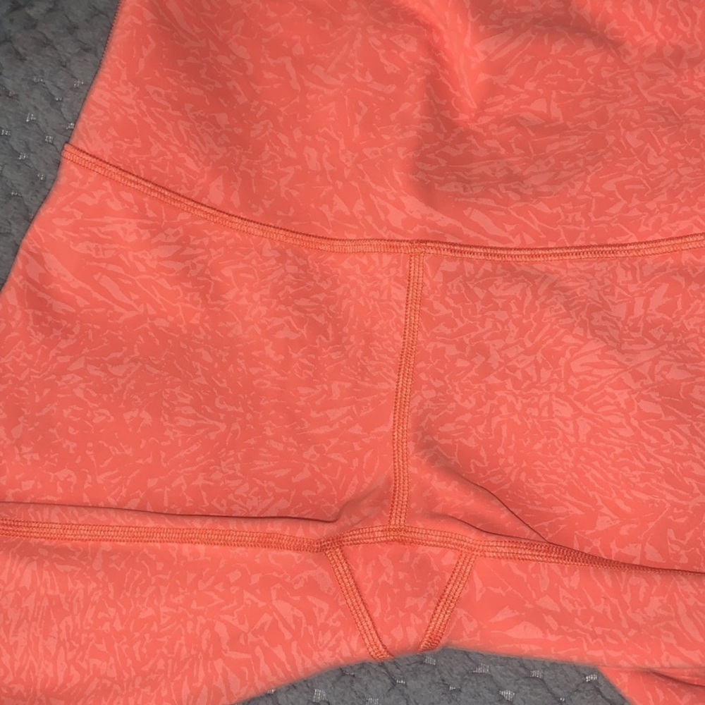 Lululemon shorts - Picture 6 of 9